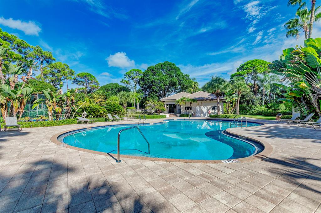 WOODLAND ESTATES - Residential