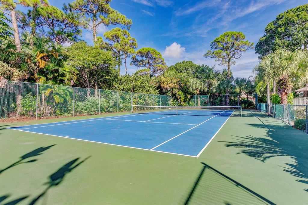 WOODLAND ESTATES - Residential