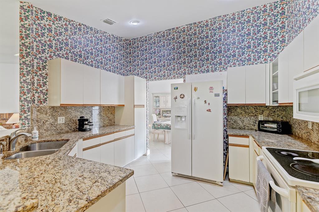 WOODLAND ESTATES - Residential