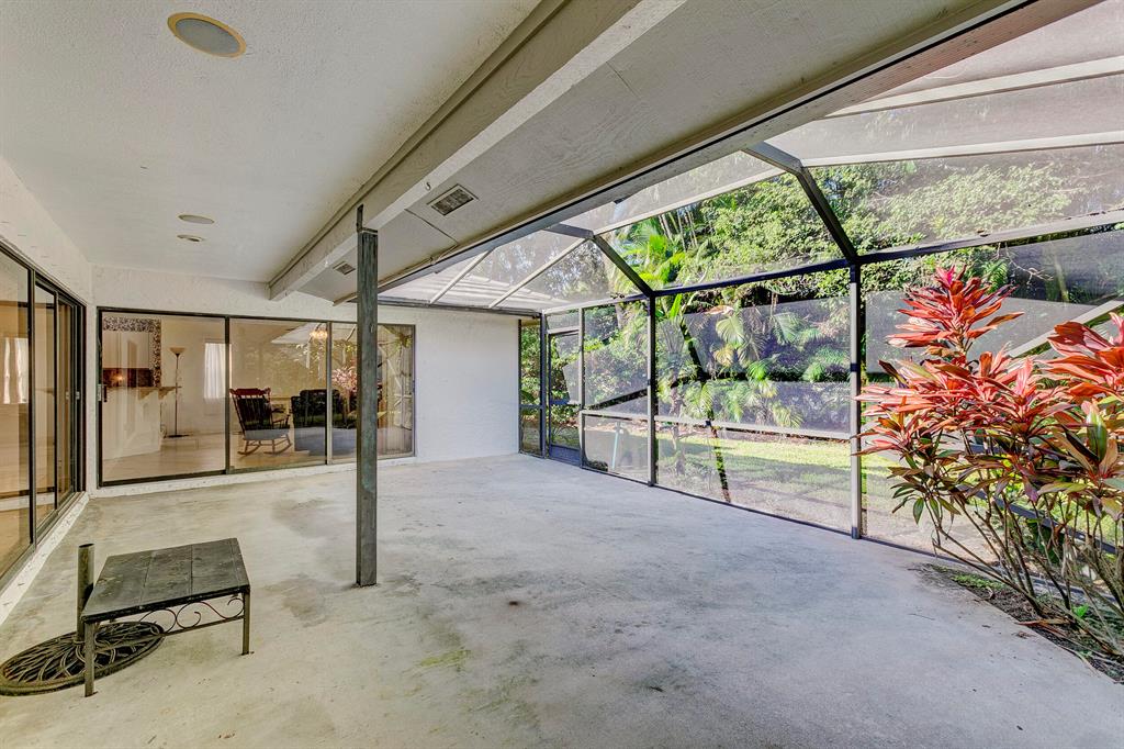 WOODLAND ESTATES - Residential