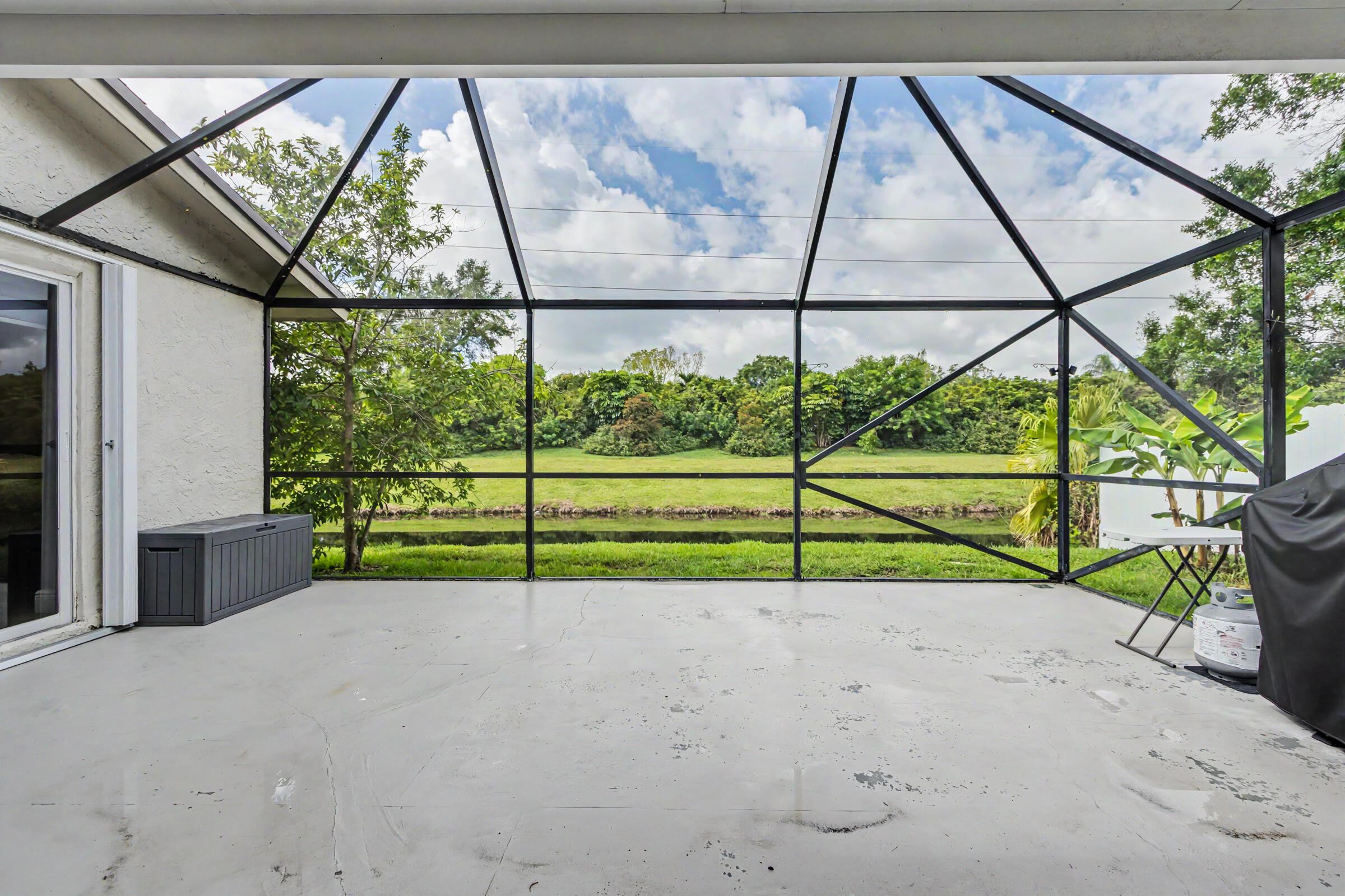 BONAVENTURE LAKES ADD 2 - Residential
