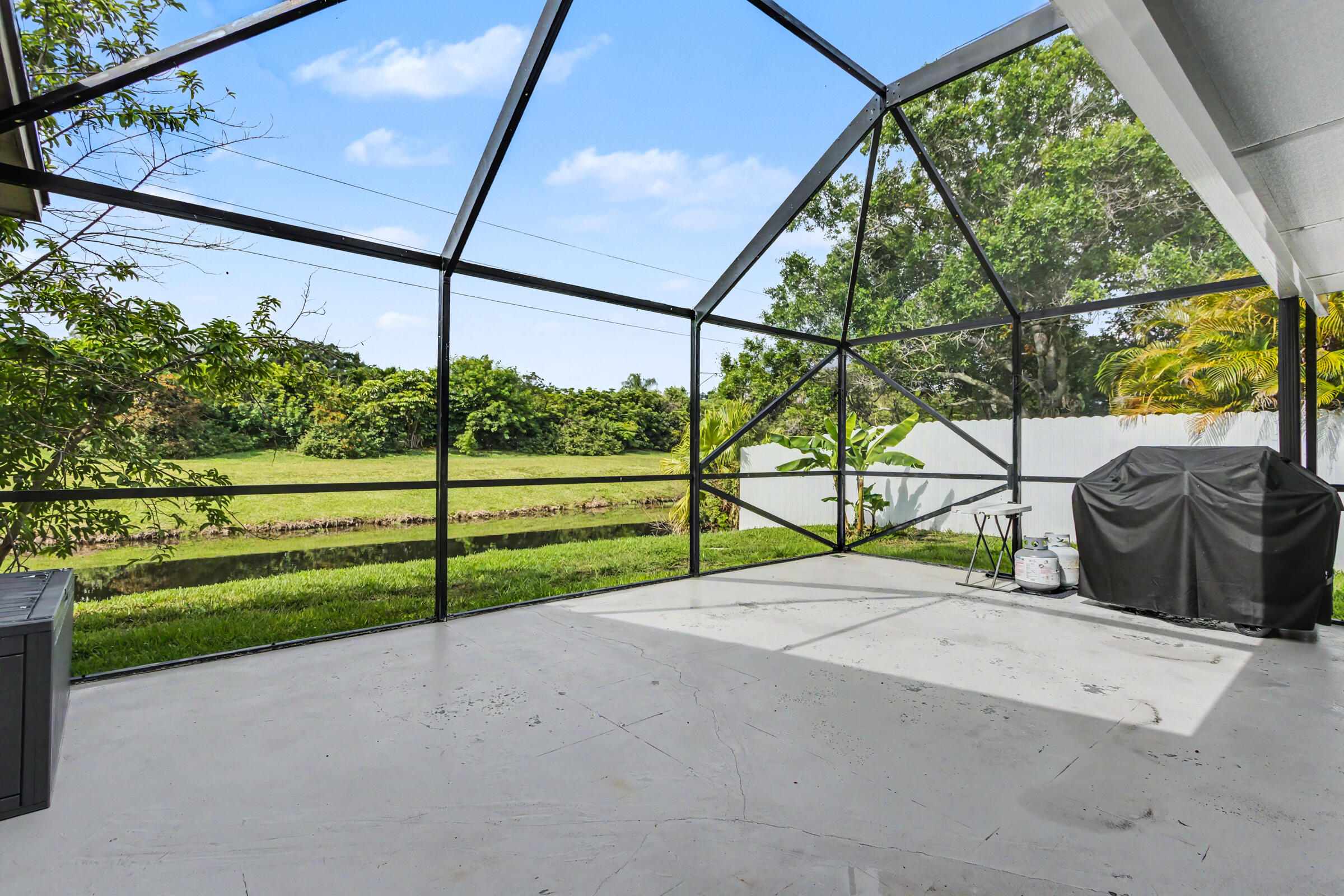 BONAVENTURE LAKES ADD 2 - Residential