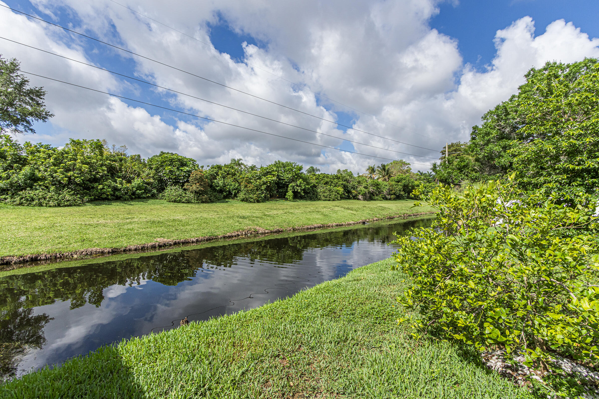 BONAVENTURE LAKES ADD 2 - Residential