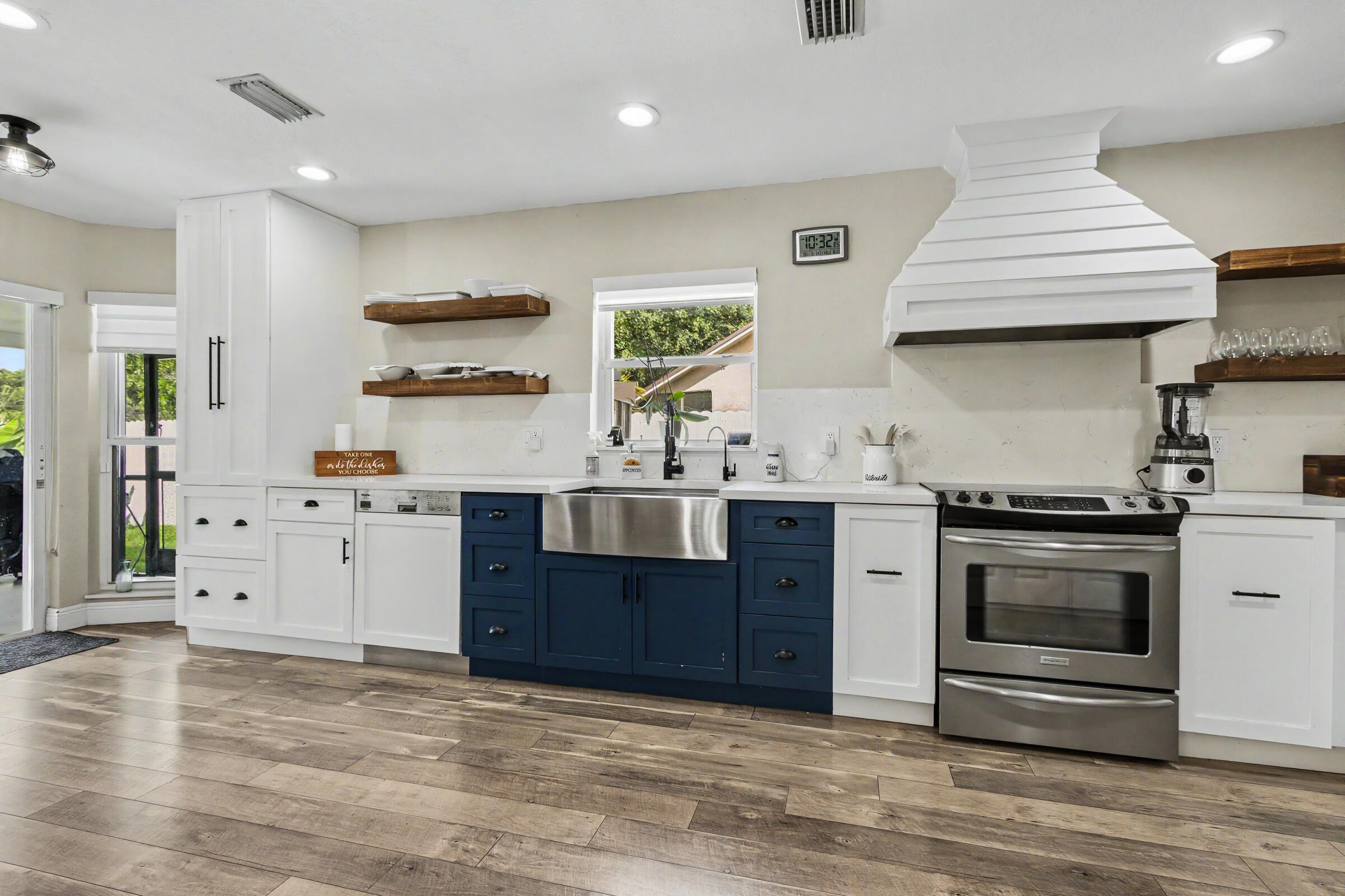BONAVENTURE LAKES ADD 2 - Residential