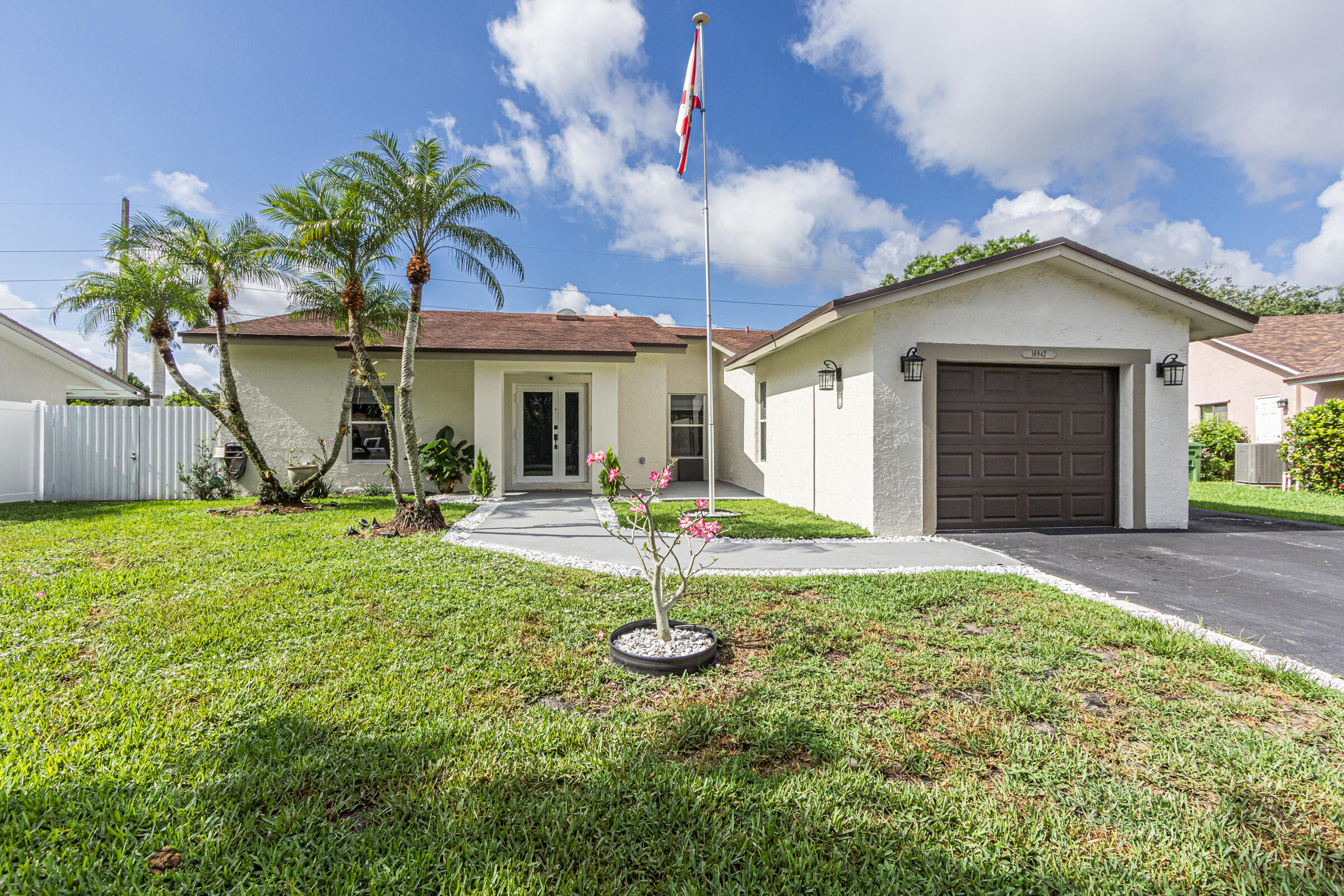 BONAVENTURE LAKES ADD 2 - Residential