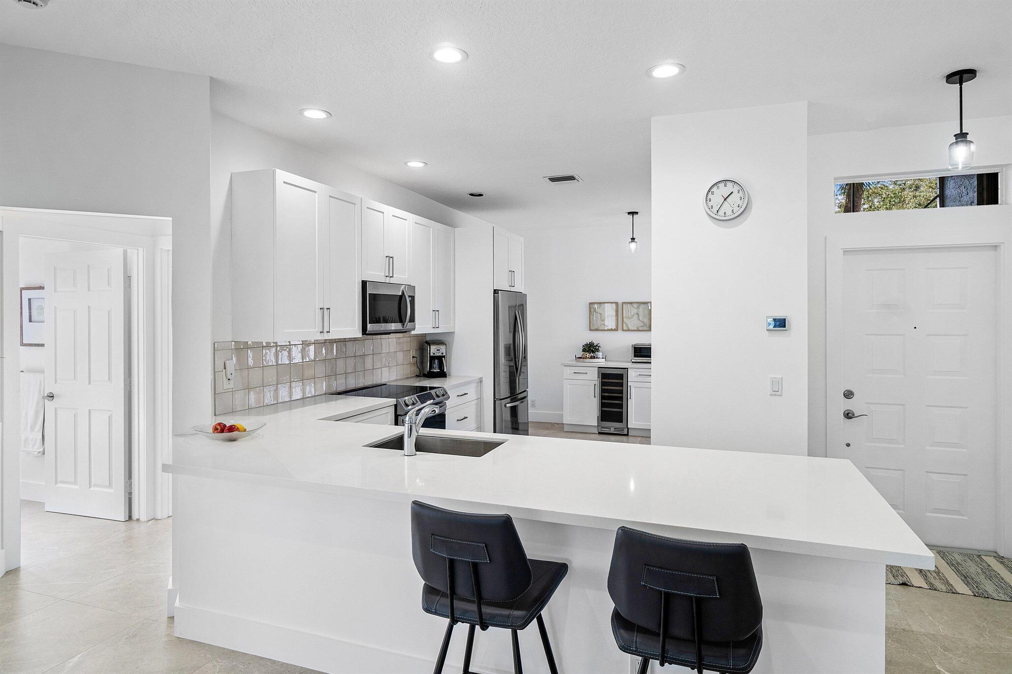 MAJESTIC ISLES - Residential