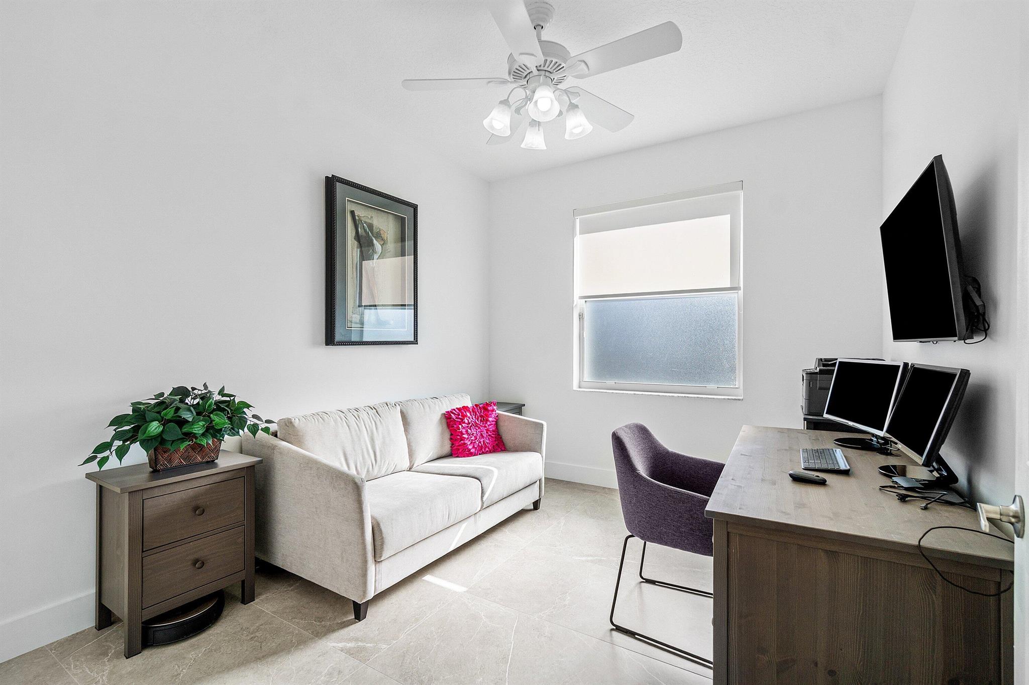 MAJESTIC ISLES - Residential