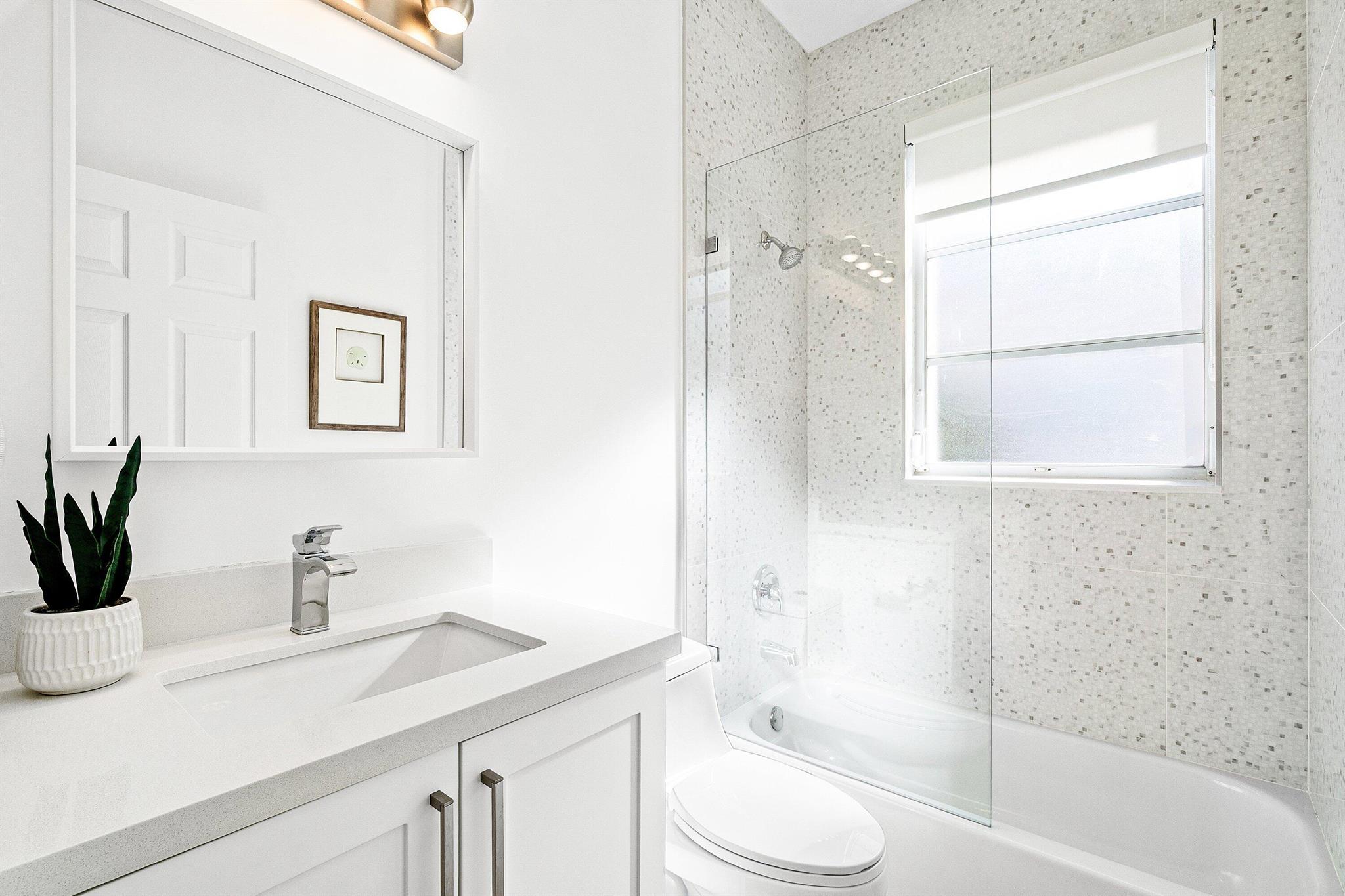 MAJESTIC ISLES - Residential