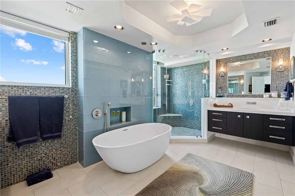 Harbourage Place - Residential