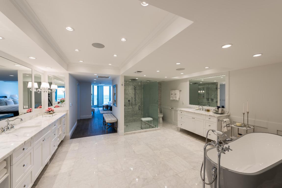 TWO THOUSAND CONDO - Residential