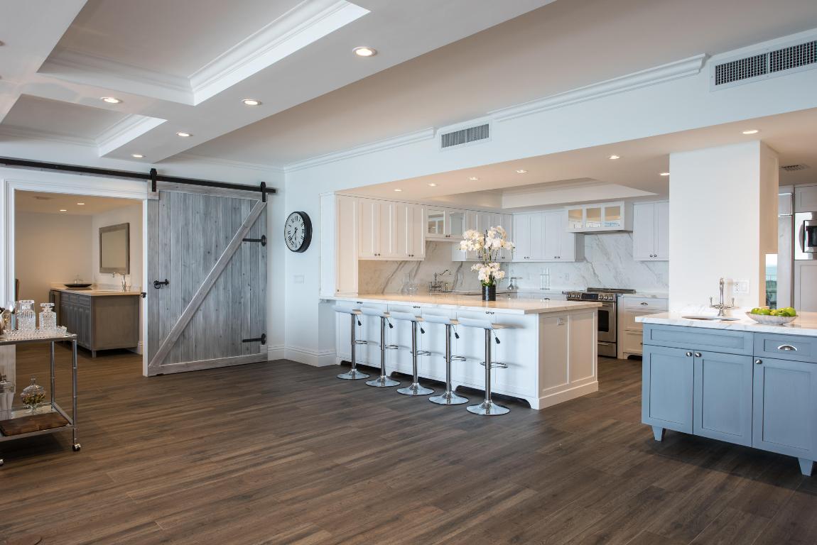 TWO THOUSAND CONDO - Residential