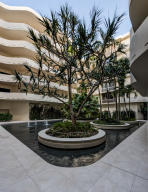 TWO THOUSAND CONDO - Residential