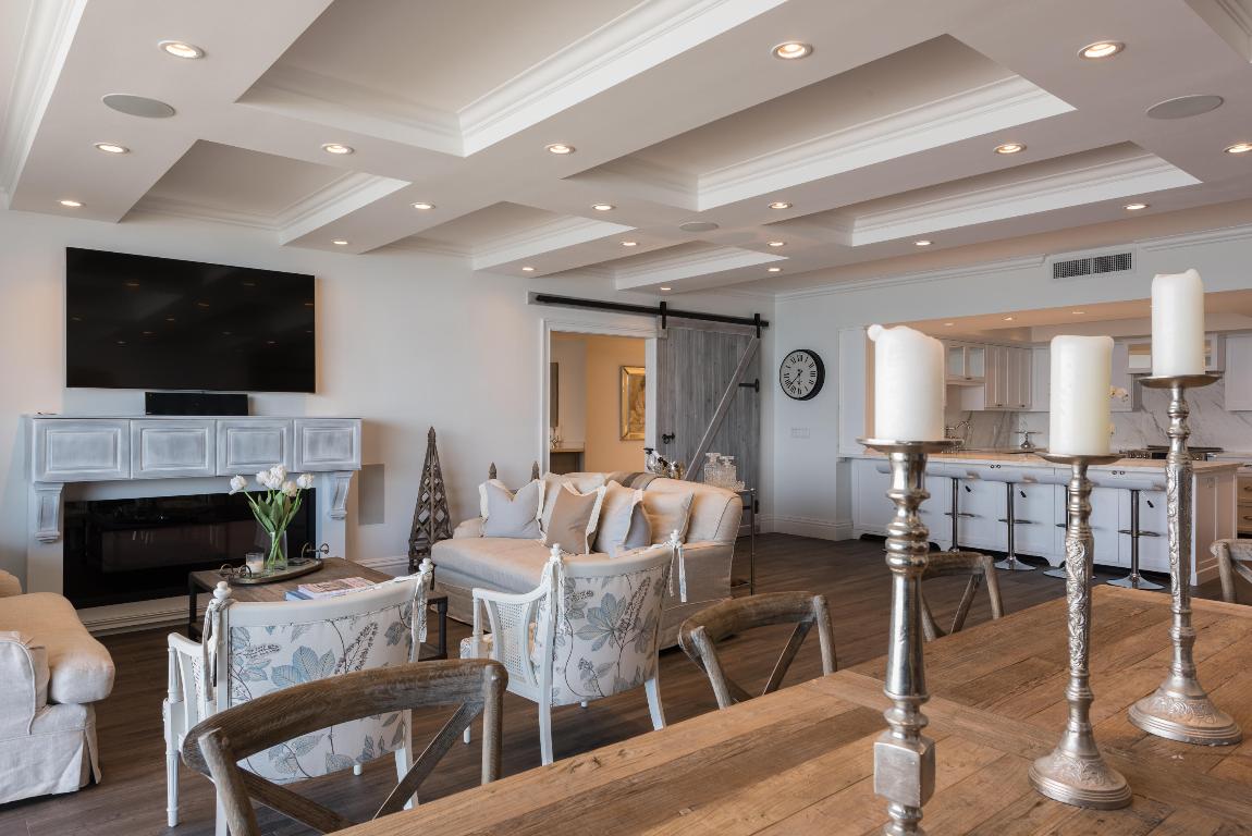 TWO THOUSAND CONDO - Residential