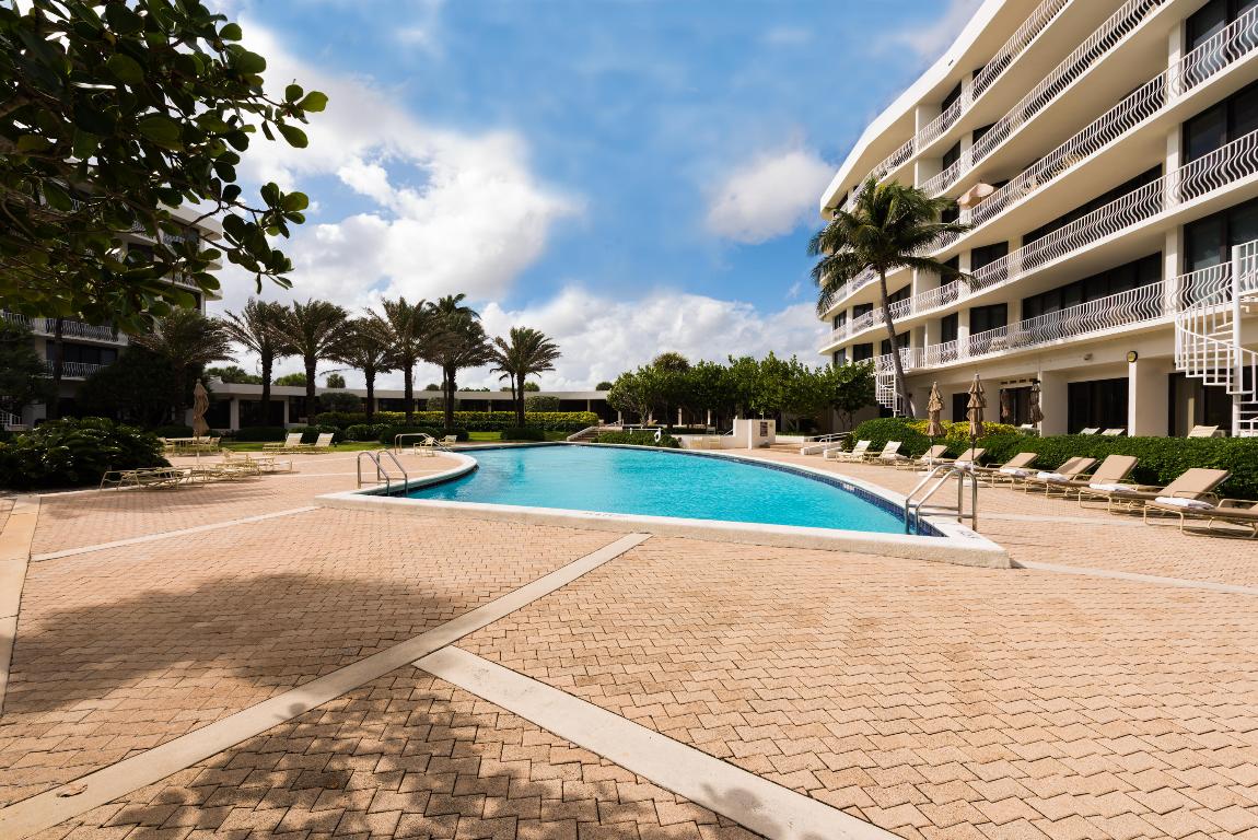 TWO THOUSAND CONDO - Residential