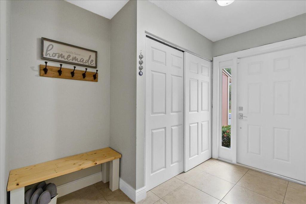 Photo of 62 Maplecrest Circle, Jupiter, FL 33458 (MLS # R11050988)