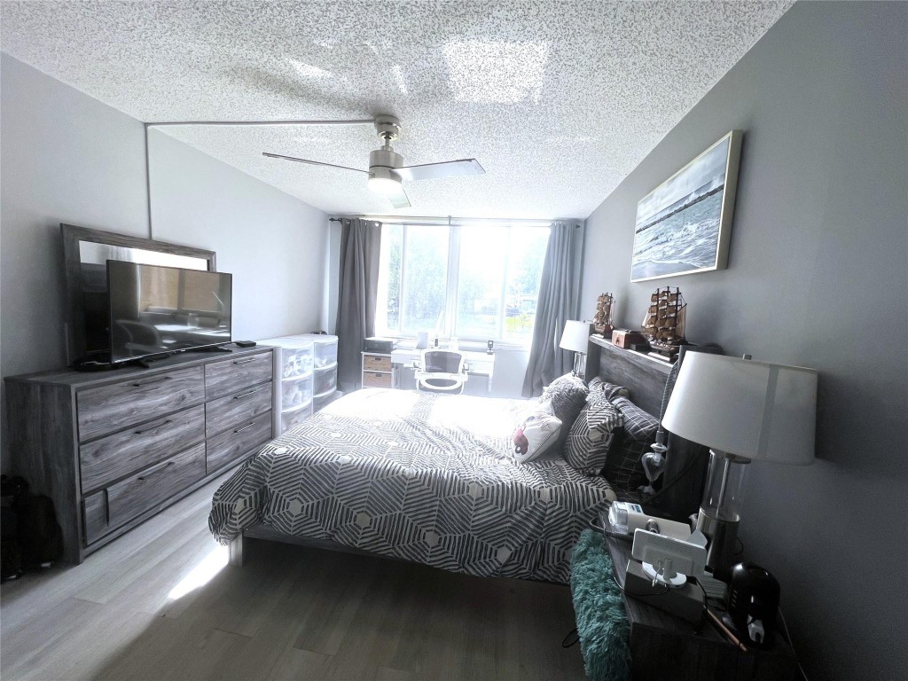 Royal Park Gardens - Residential