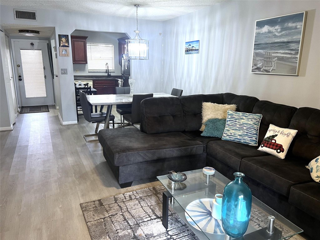 Royal Park Gardens - Residential