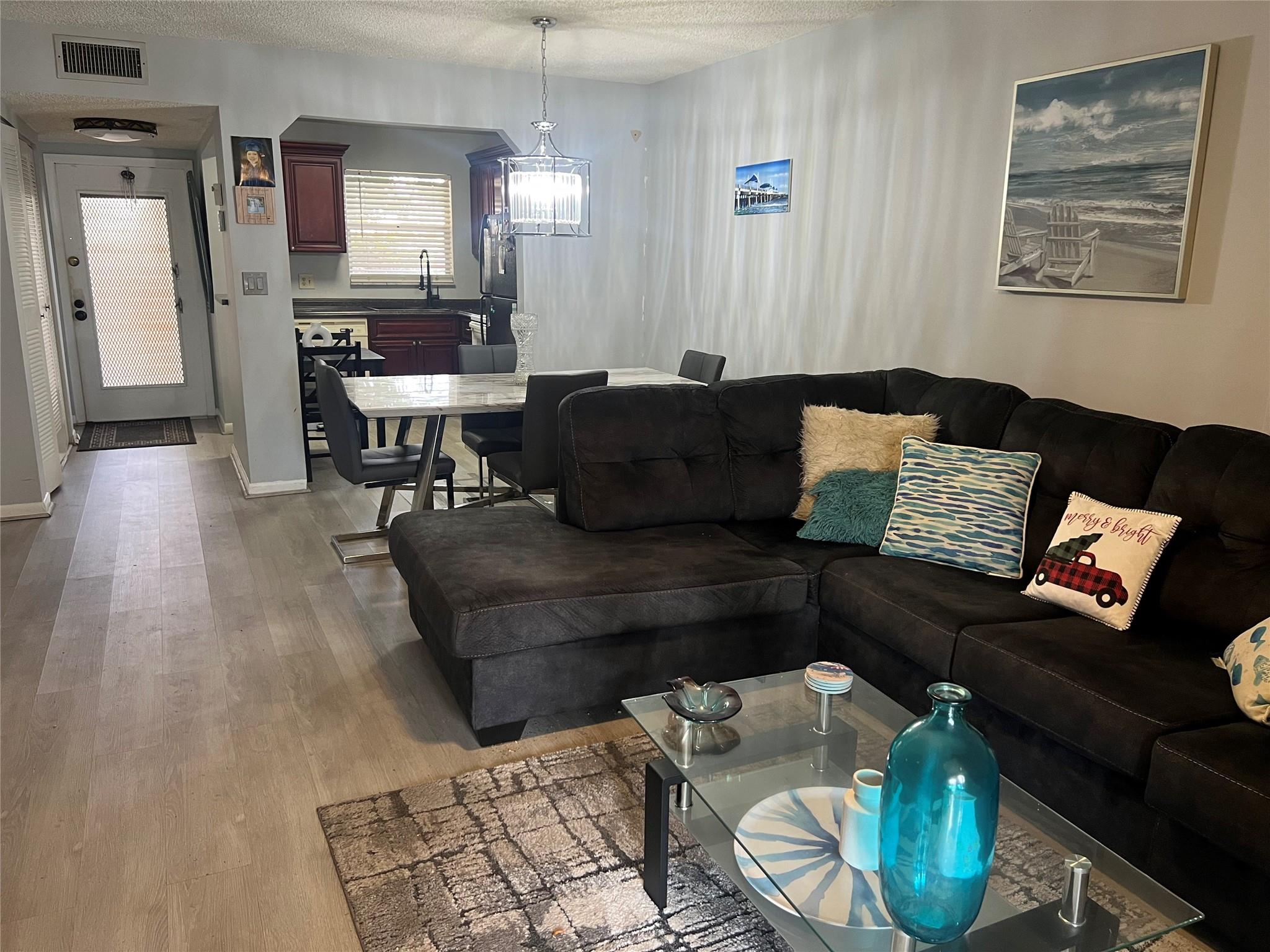 Royal Park Gardens - Residential