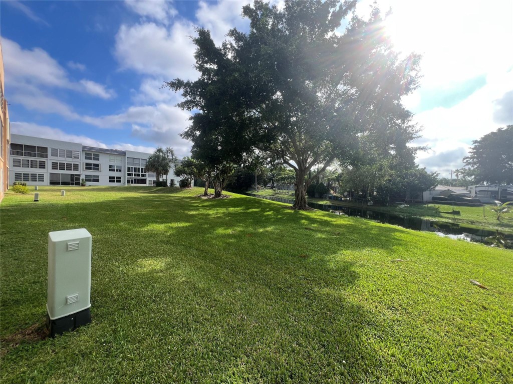 Royal Park Gardens - Residential