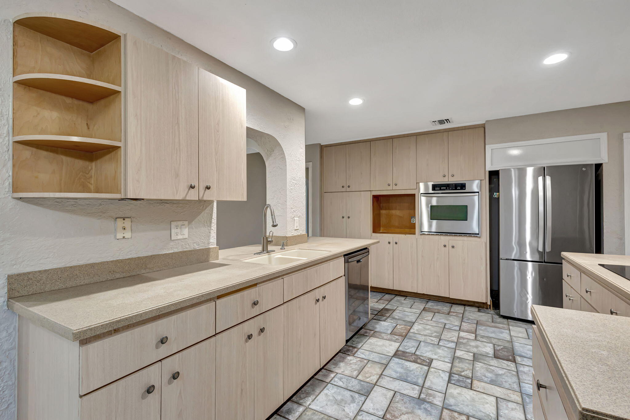 TROPIC PALMS 2 - Residential Lease