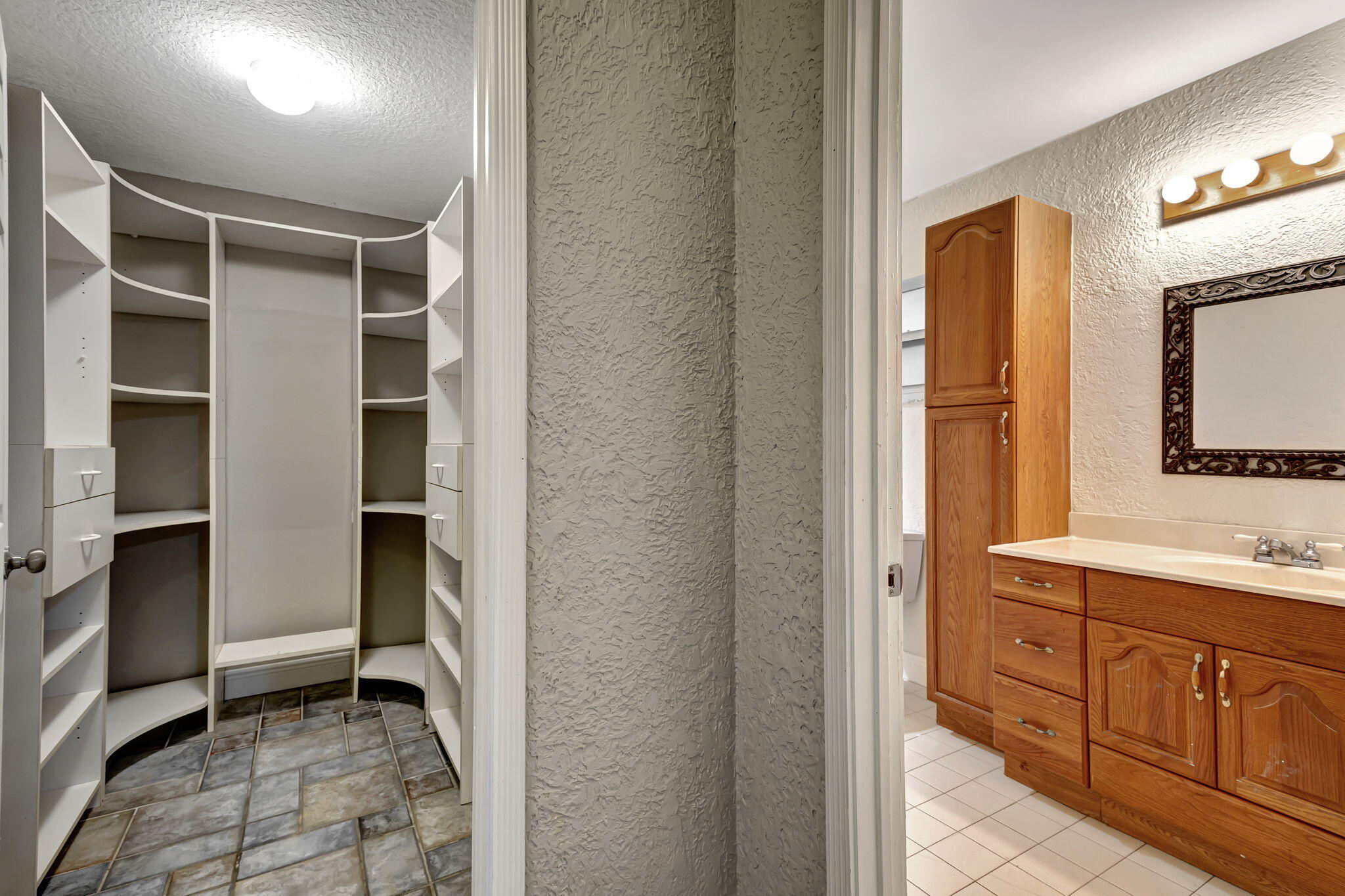 TROPIC PALMS 2 - Residential Lease