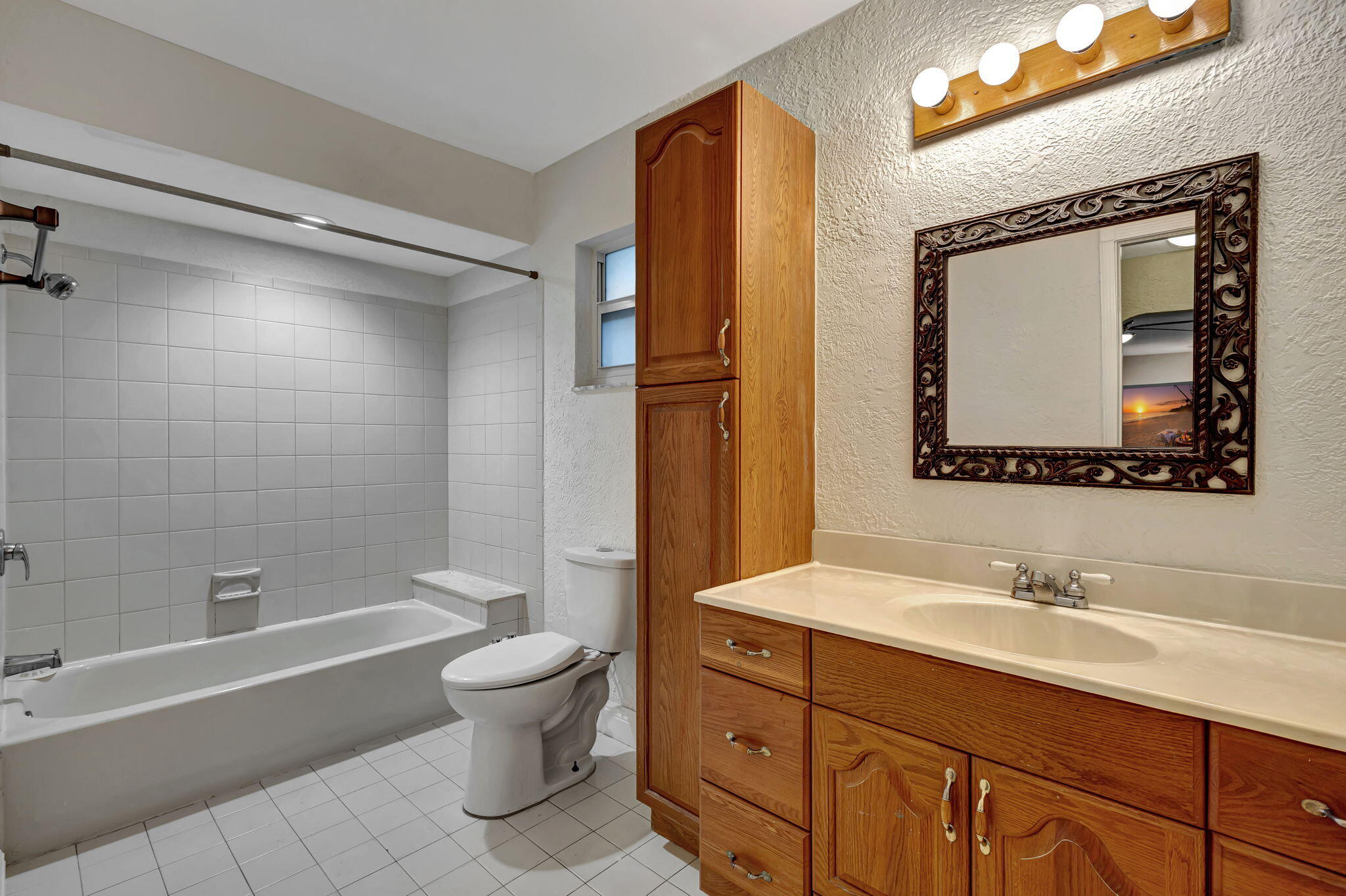 TROPIC PALMS 2 - Residential Lease