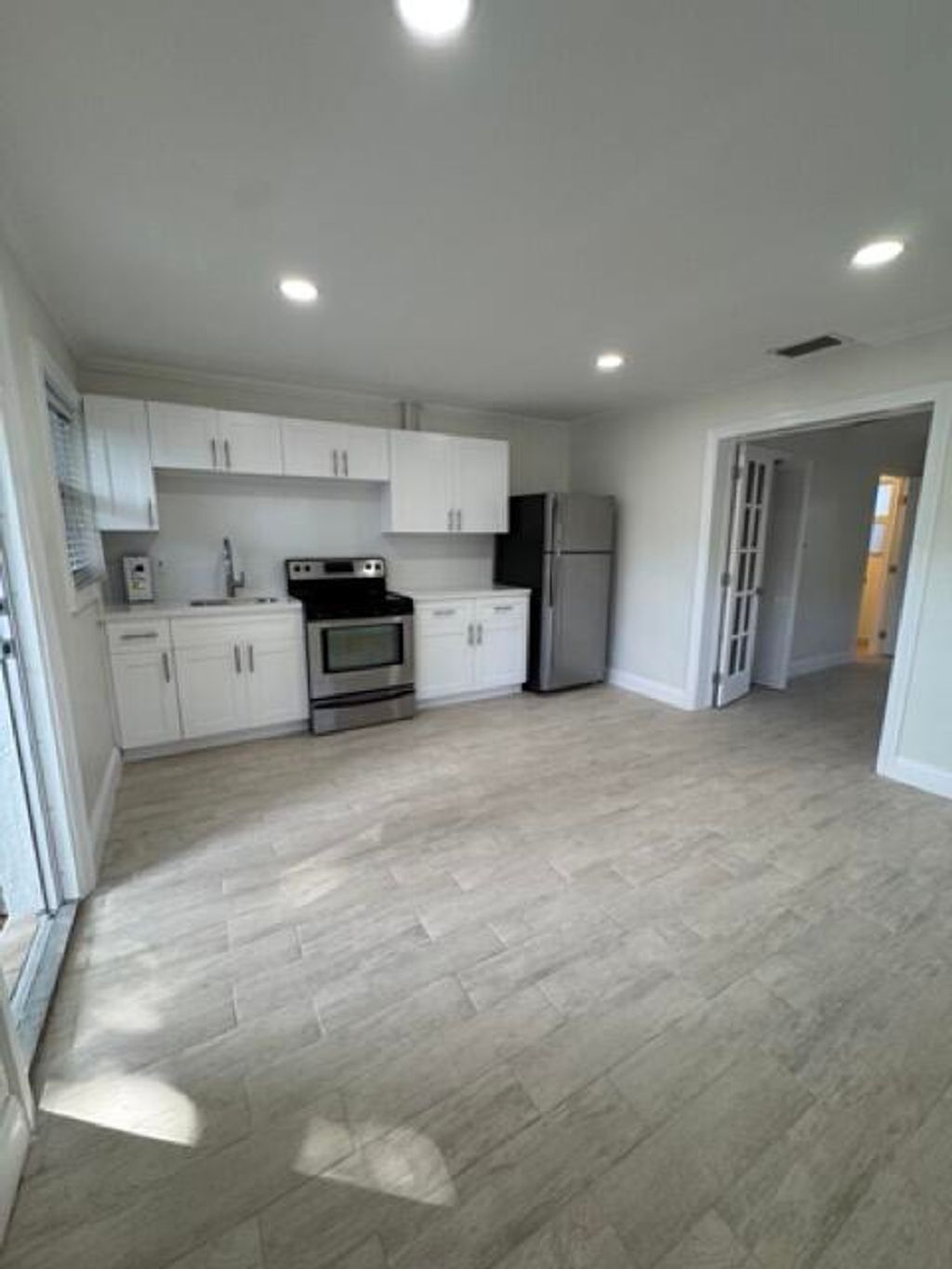 Photo of 999999999 NE 5th Terrace #1, Fort Lauderdale, FL (MLS # B26028545)