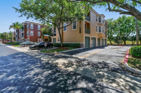 11730 Saint Andrews Place 208 Wellington FL 33414