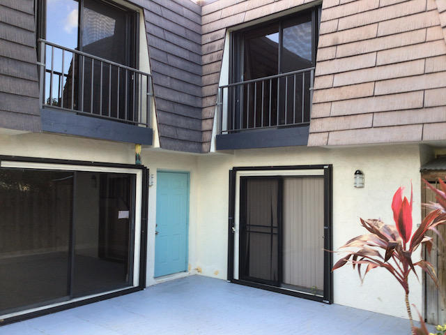 JUPITER LAKES TOWNHOMES CONDO I, II AND III CONDO - Residential Lease