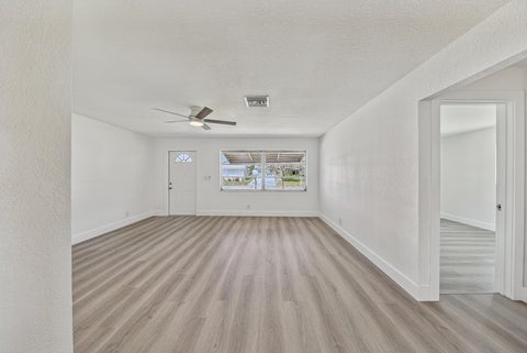 Tiny photo for 1190 NW 90TH Avenue, Plantation, FL 33322 (MLS # B26068213)