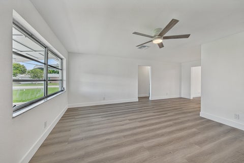 Tiny photo for 1190 NW 90TH Avenue, Plantation, FL 33322 (MLS # B26068213)