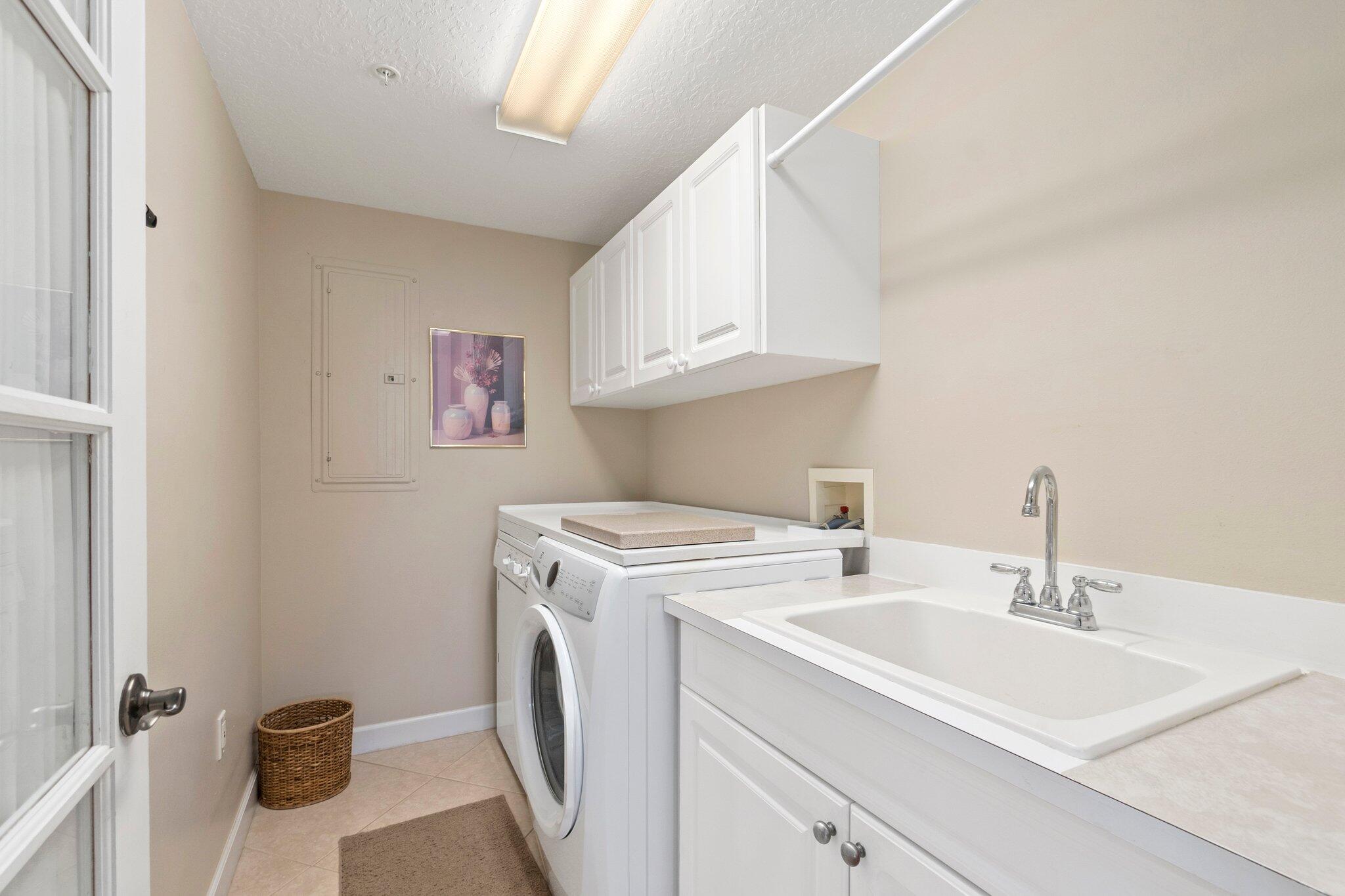 OCEAN PEARL, A CONDOMINIUM - Residential