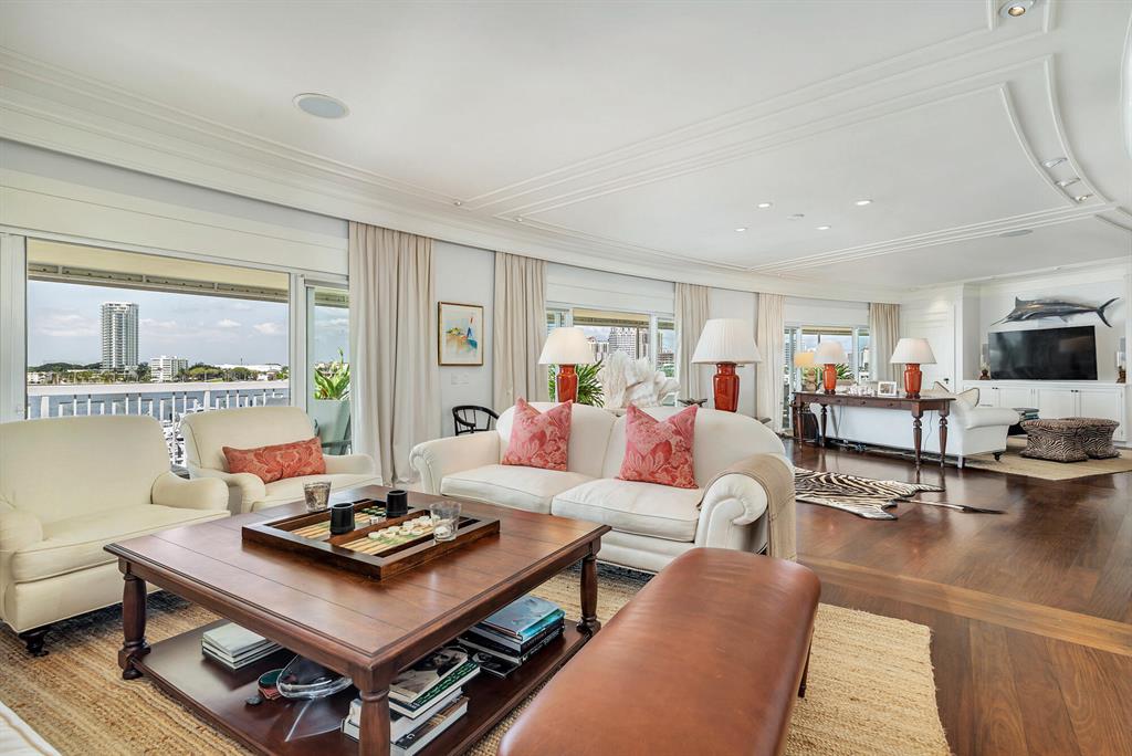 THREE EIGHTY NINE CORP LE - Residential