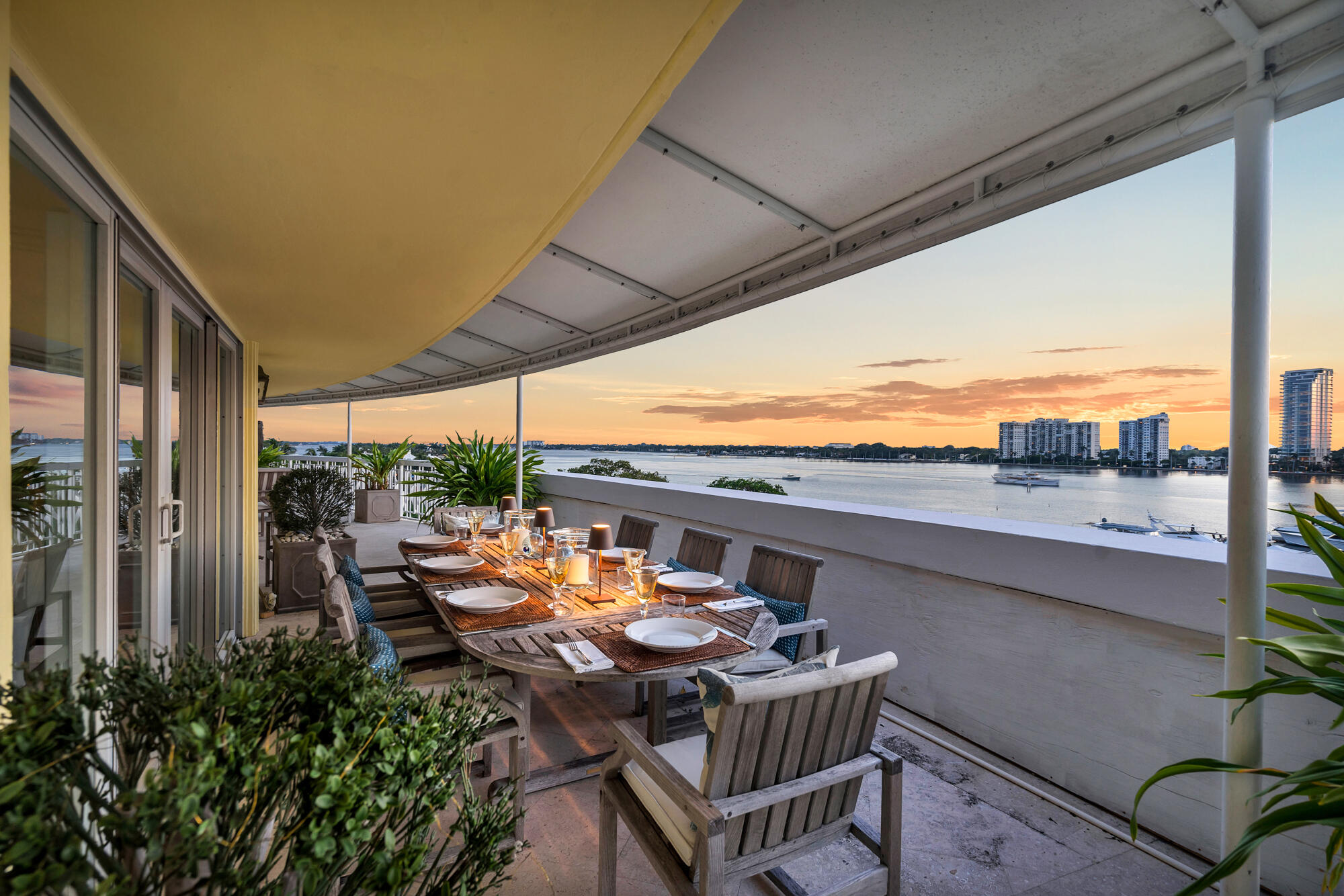 THREE EIGHTY NINE CORP LESSEE - Residential