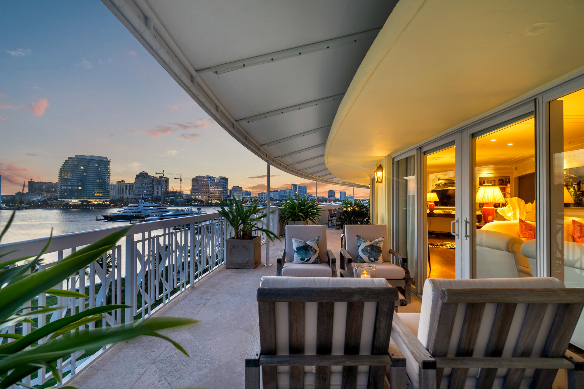 THREE EIGHTY NINE CORP LESSEE - Residential