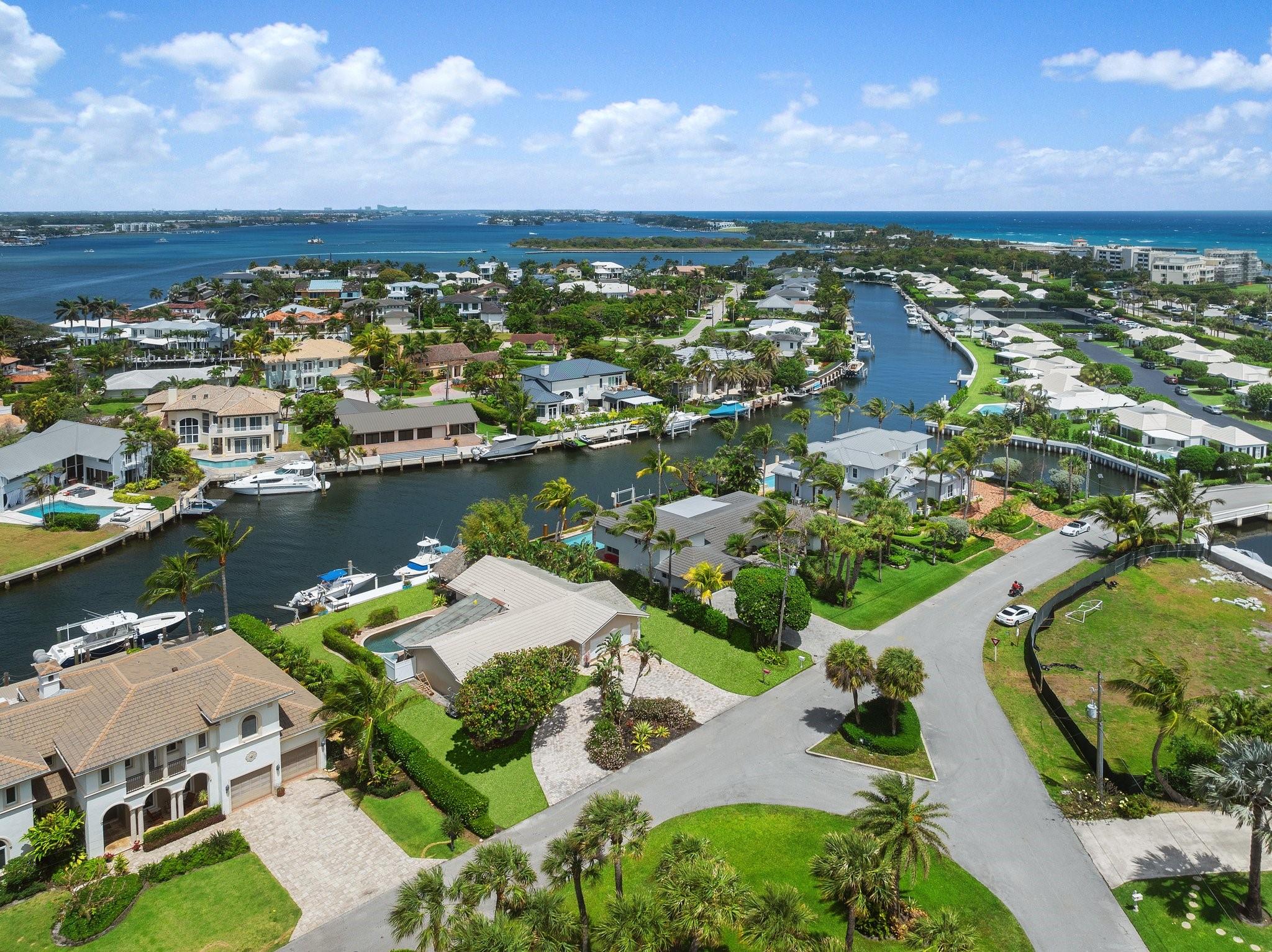 3 Sabal Island Dr