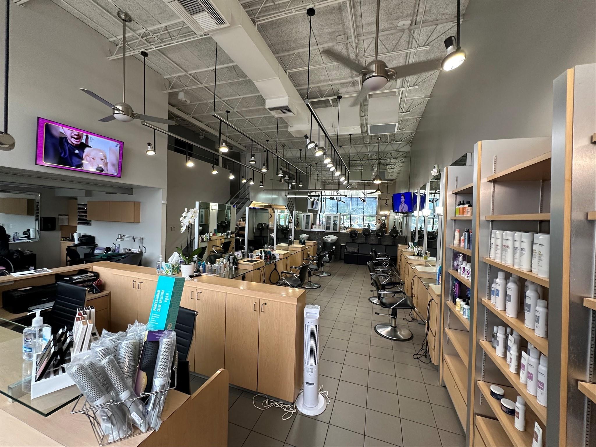 3045 N FEDERAL HIGHWAY 50