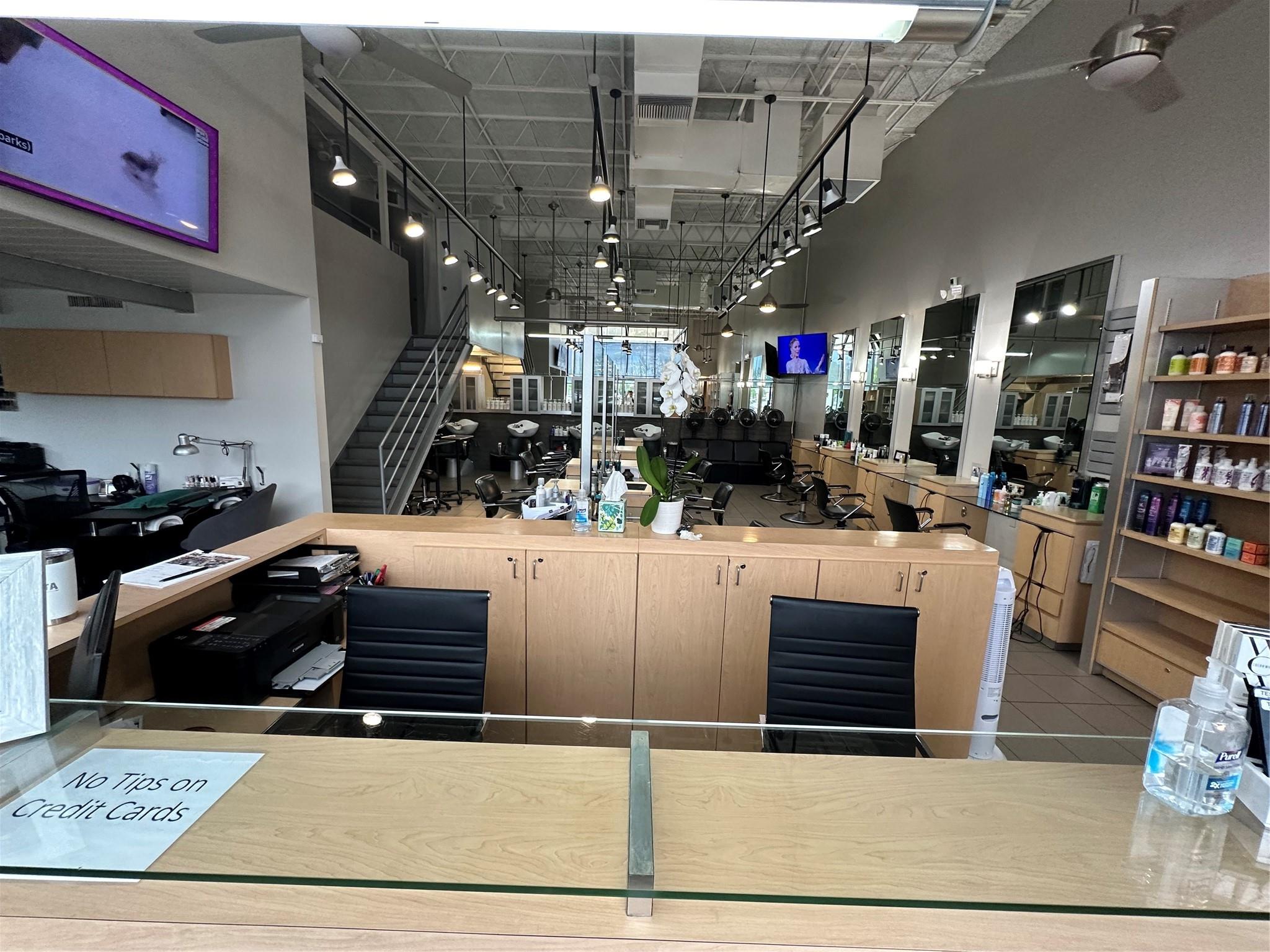 3045 N FEDERAL HIGHWAY 50