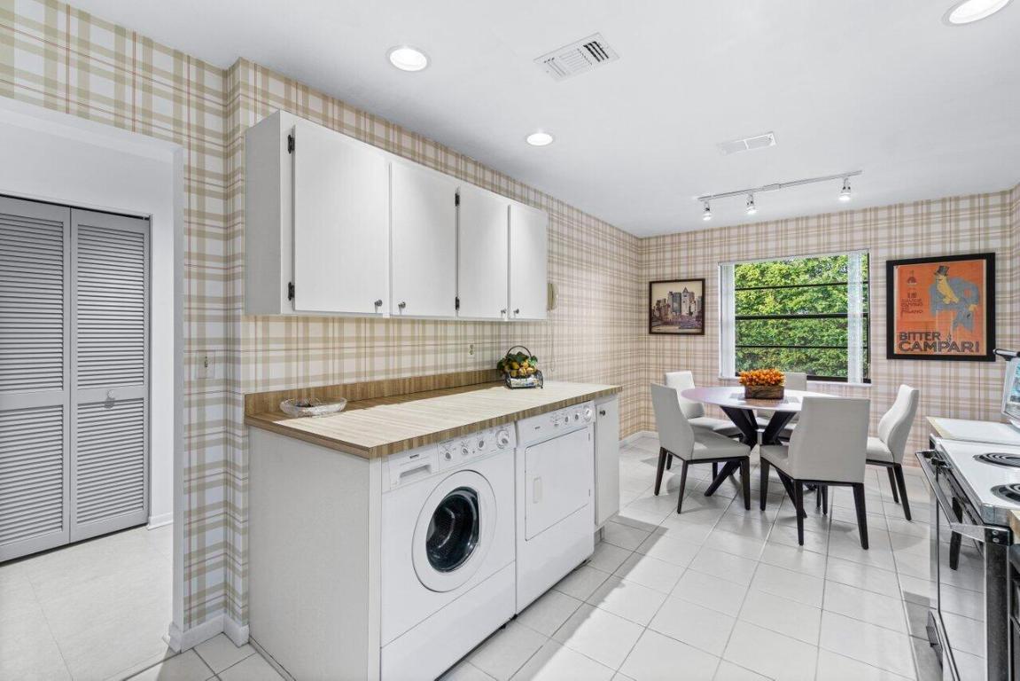 WESTGATE AT HUNTERS RUN CONDO - Residential