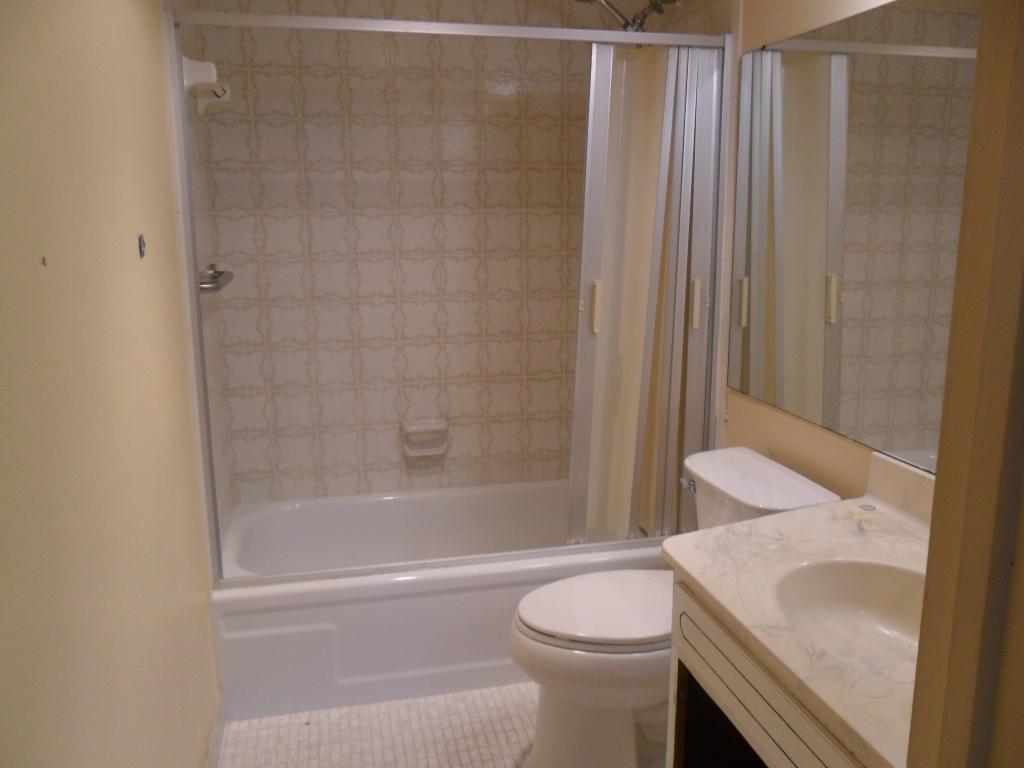 HOLLYBROOK GOLF AND - Residential