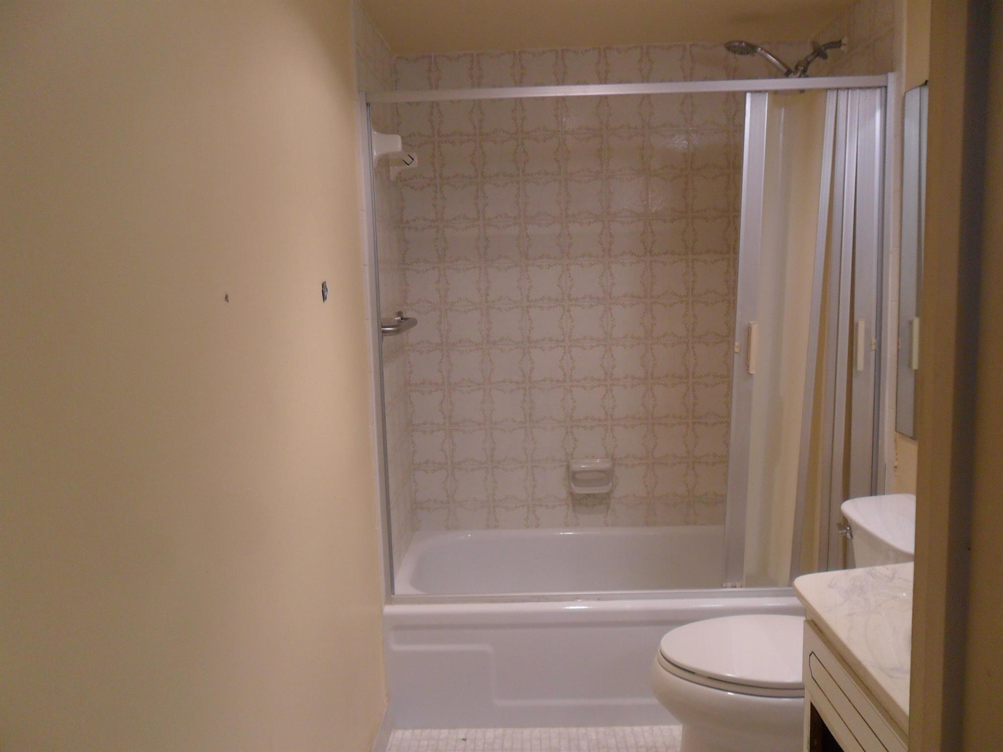 HOLLYBROOK GOLF AND - Residential