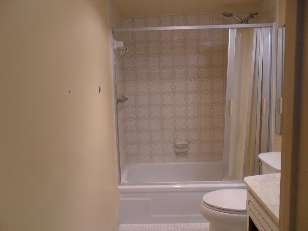 HOLLYBROOK GOLF AND - Residential