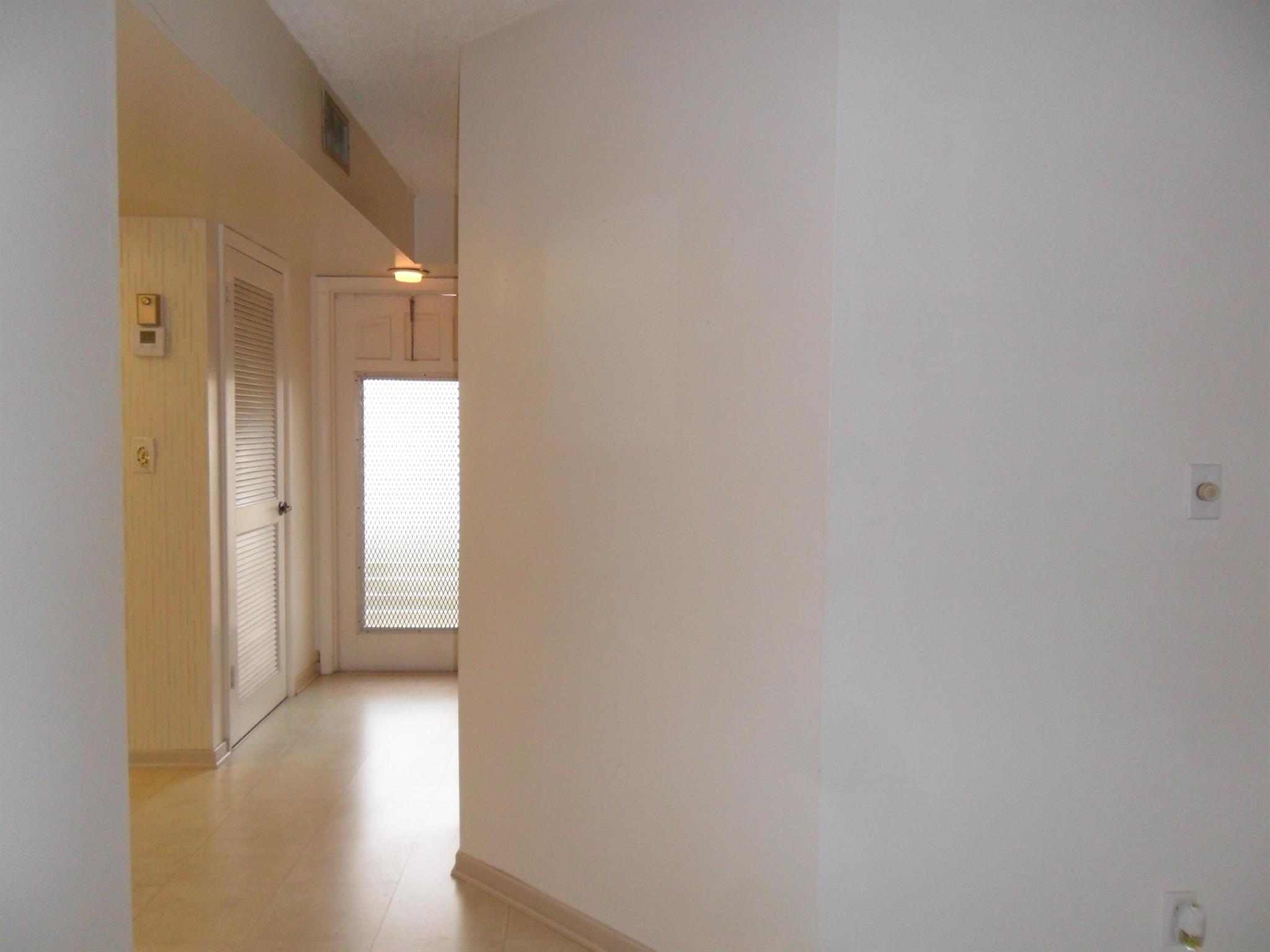 HOLLYBROOK GOLF AND - Residential