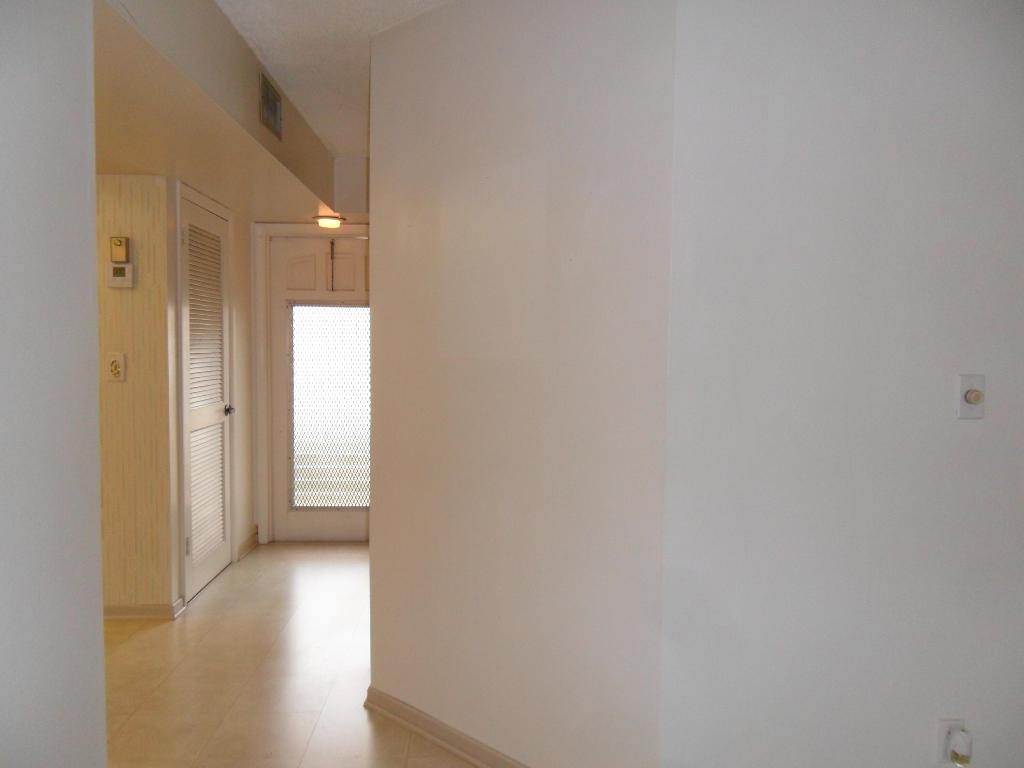 HOLLYBROOK GOLF AND - Residential