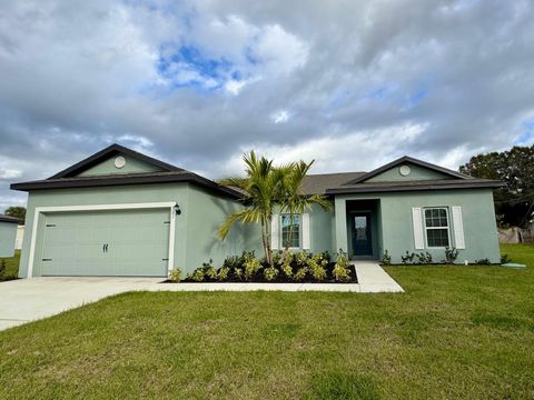 A home in Port St Lucie