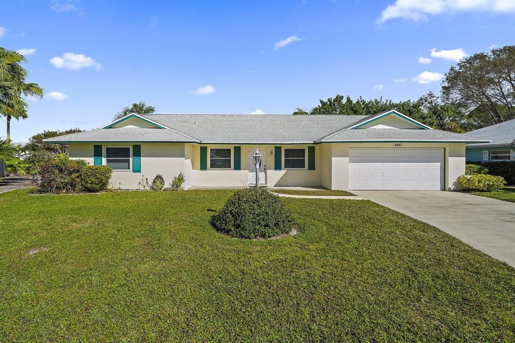 Photo of 9461 SE Little Club Way N, Jupiter, FL 33469 (MLS # R10775319)