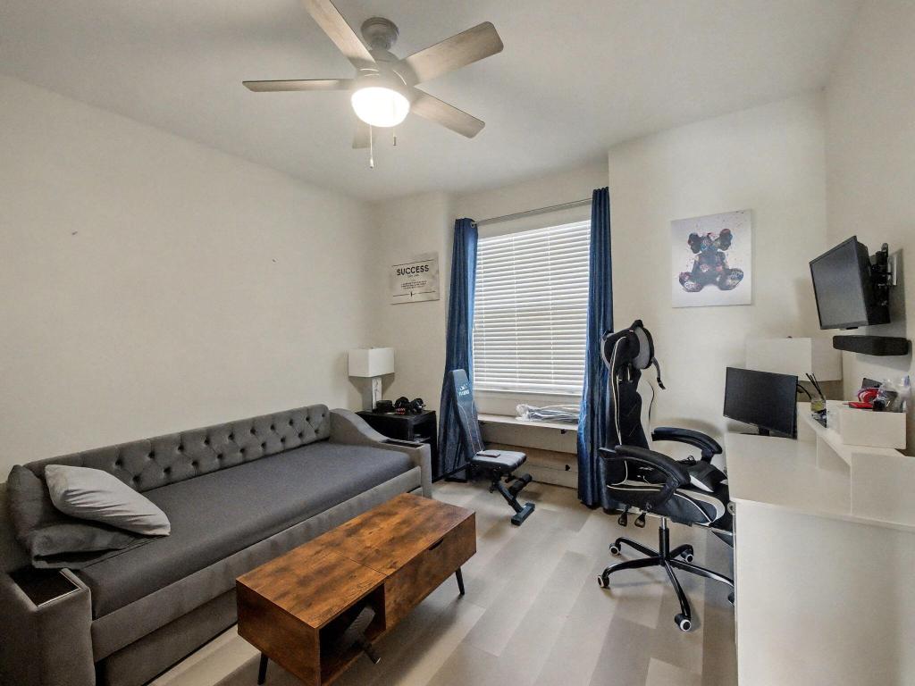 TIERRA VERDE - Residential