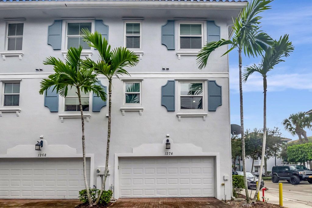 Photo of 1274 Via Panzani, Boynton Beach, FL 33426 (MLS # R11025045)