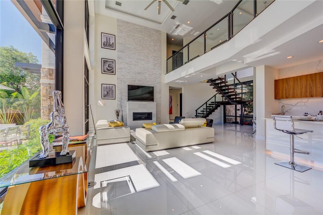 Beach Way Heights - Residential