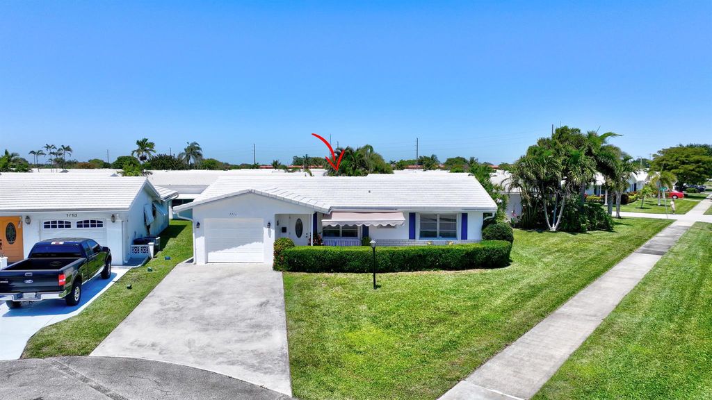 Photo of 1711 SW 16th Street, Boynton Beach, FL 33426 (MLS # R11081109)